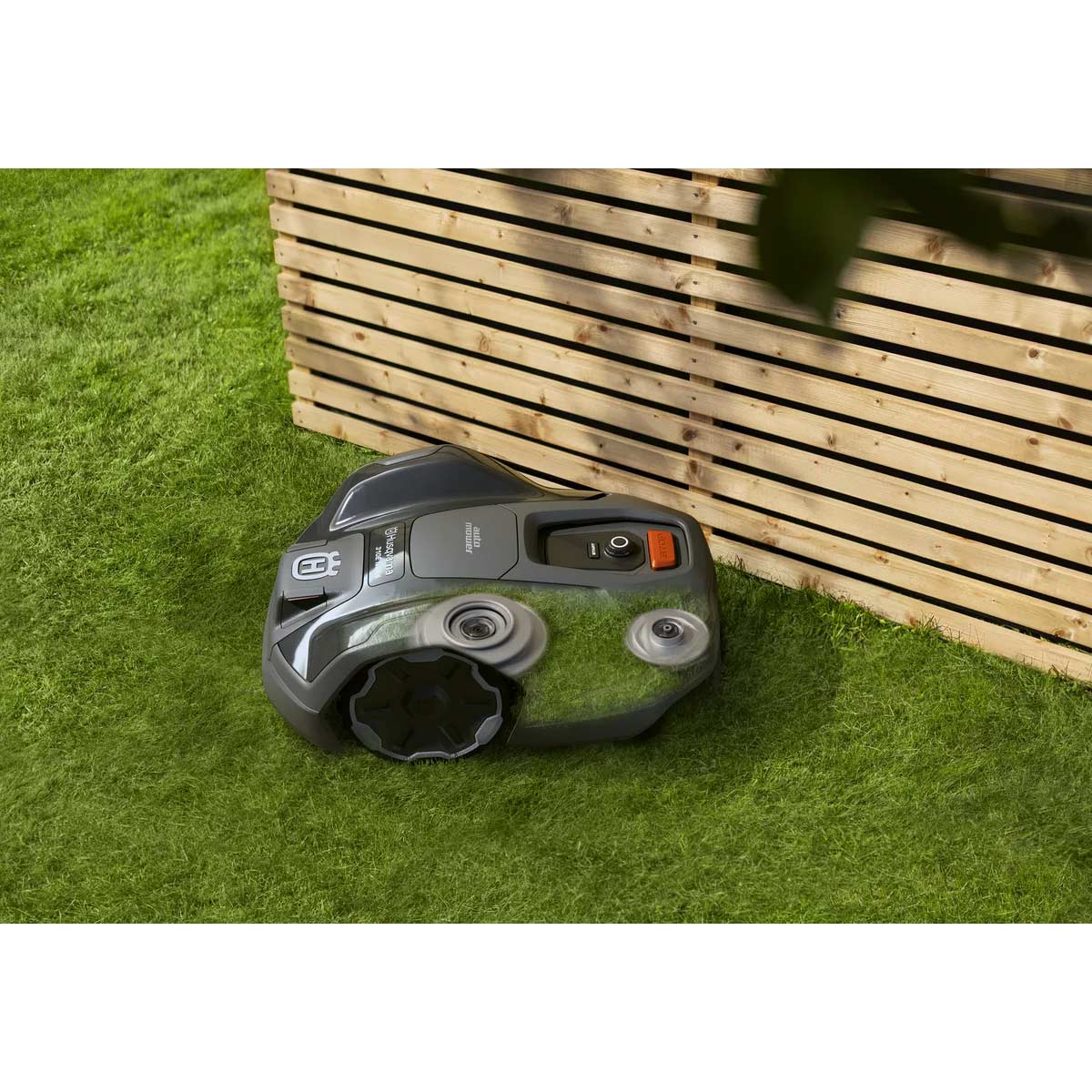 HUSQVARNA AUTOMOWER ® 305E NERA